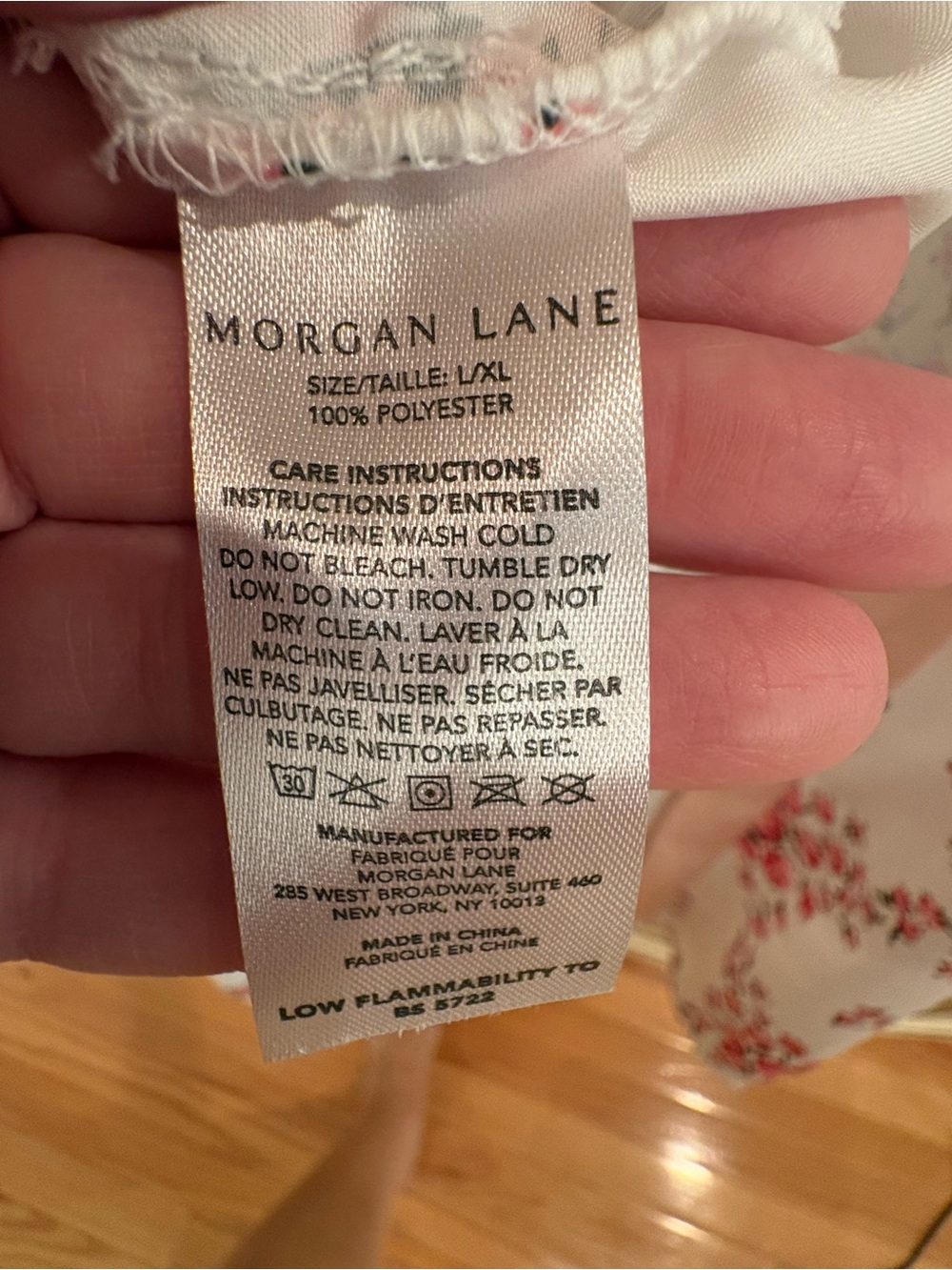 Morgan Lane White Satin Robe with Pink Floral Print - Picture 8 of 8